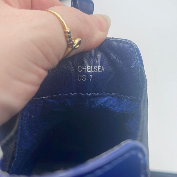 Beau+Ashe Women's Chelsea Boots Slip On Shoes Red Bow Almond Toe Blue Size 7 - Picture 12 of 12